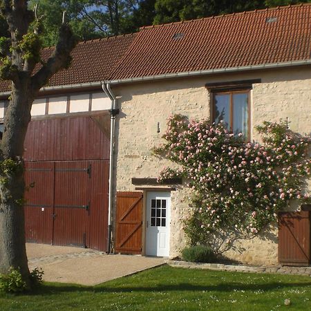 Bed and Breakfast La Ferme Du Vintue Etrechy  Экстерьер фото