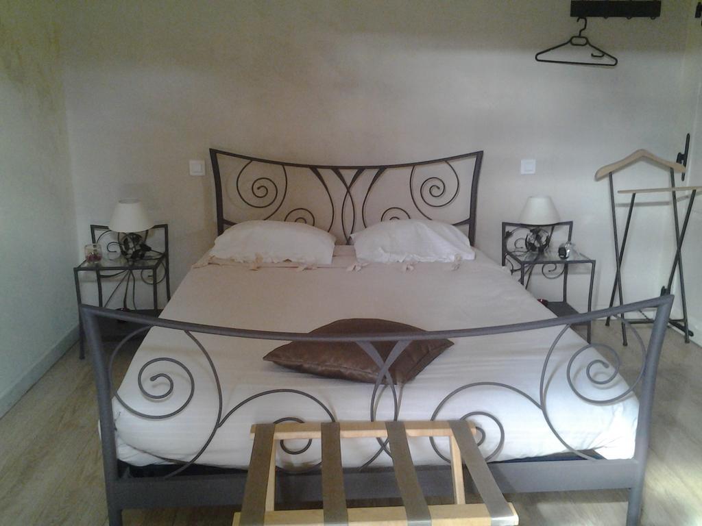 Bed and Breakfast La Ferme Du Vintue Etrechy  Номер фото