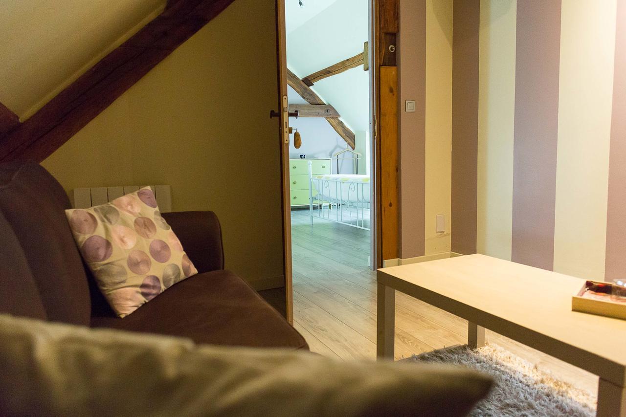 Bed and Breakfast La Ferme Du Vintue Etrechy  Экстерьер фото